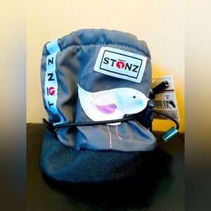 Brand new Stonz booties size S (0-9m)